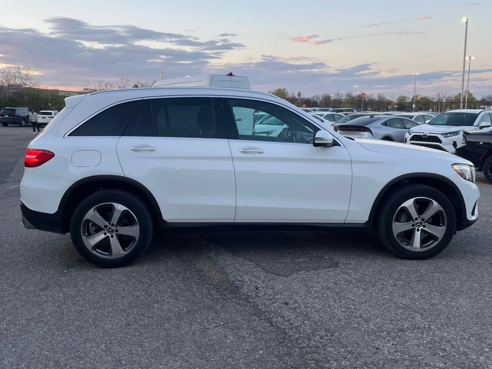 Mercedes-Benz GLC 300 4MATIC * ������� * �������� * 360 ������ * CARFAX | Mobile.bg � ����������� 3