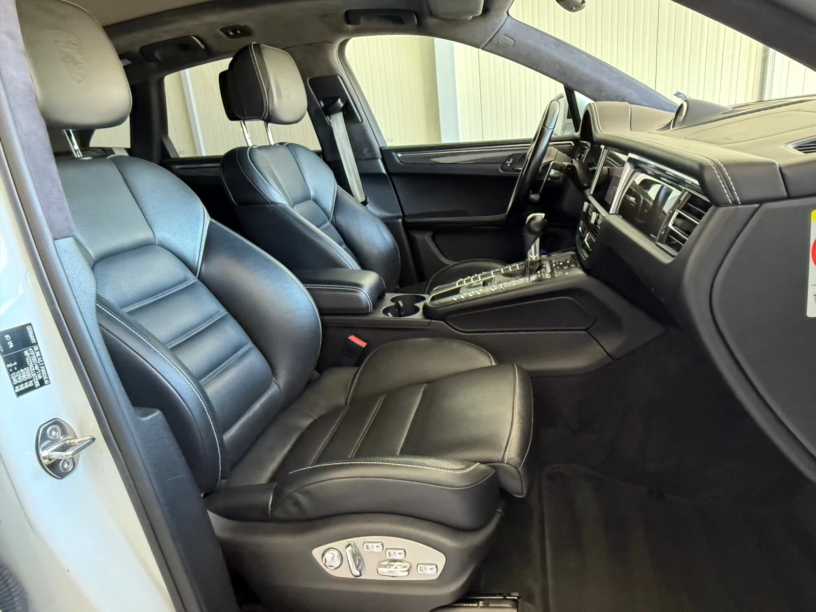 Porsche Macan Турбо 441кс, ФУЛ ЛЕД, ДИСТРОНИК, КАМ 360, , снимка 10 - Автомобили и джипове - 54694260