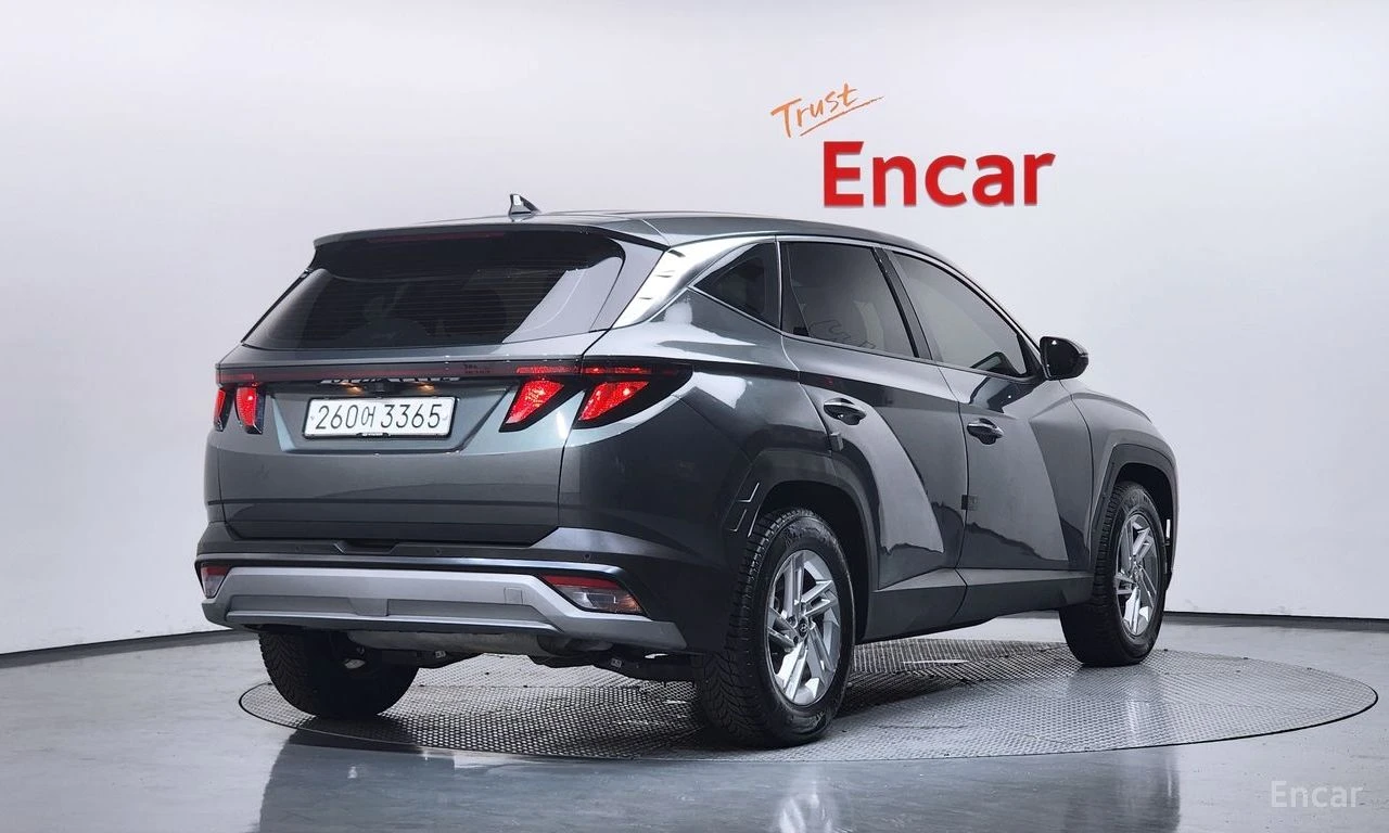 Hyundai Tucson 1.6* TURBO* AWD* ПОДГРЕВ* ОБДУХВАНЕ* LANE* ASSIST*, снимка 2 - Автомобили и джипове - 54702594