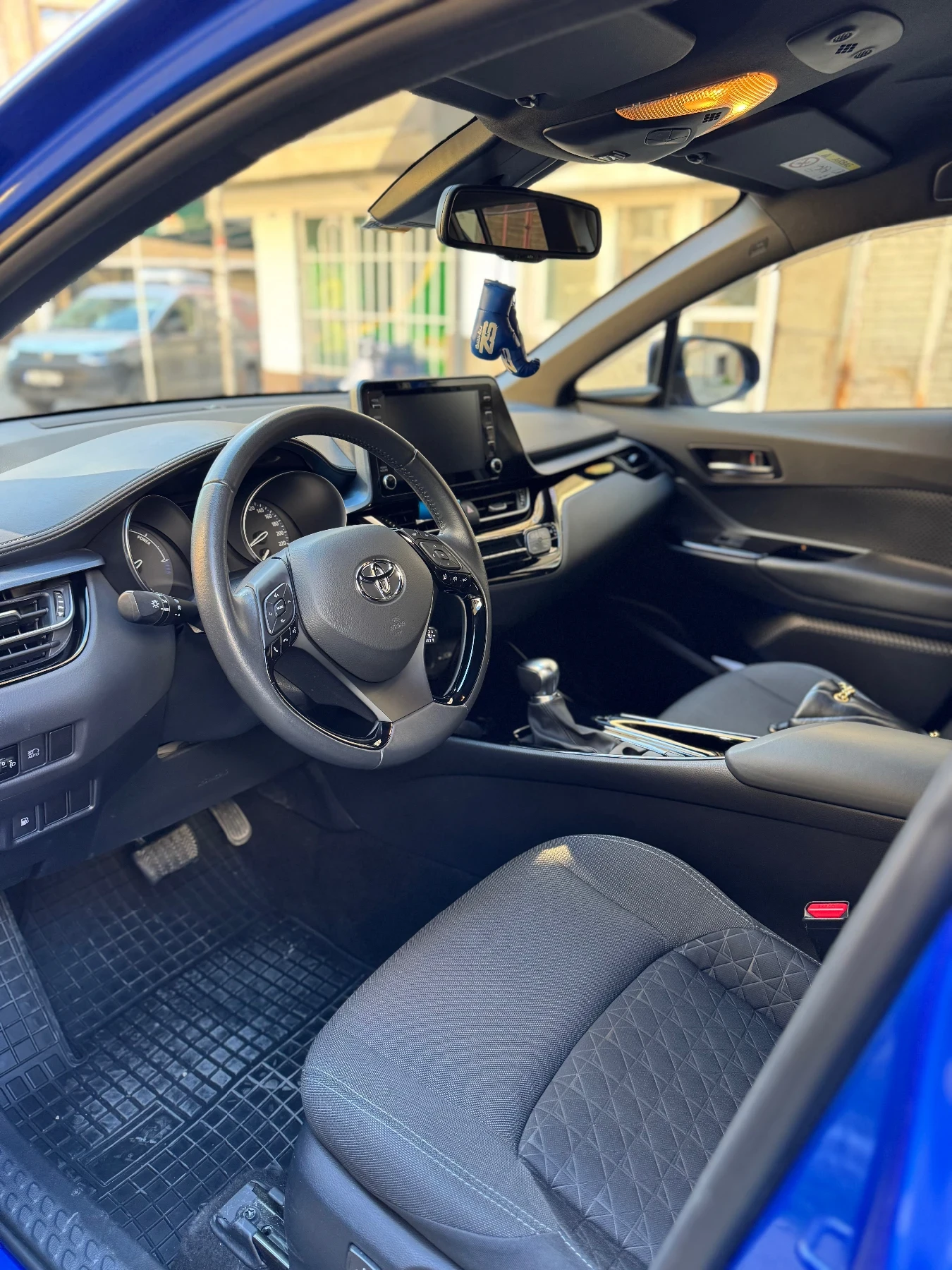 Toyota C-HR 1.8 , лизинг, гаранция, снимка 15 - Автомобили и джипове - 54882547