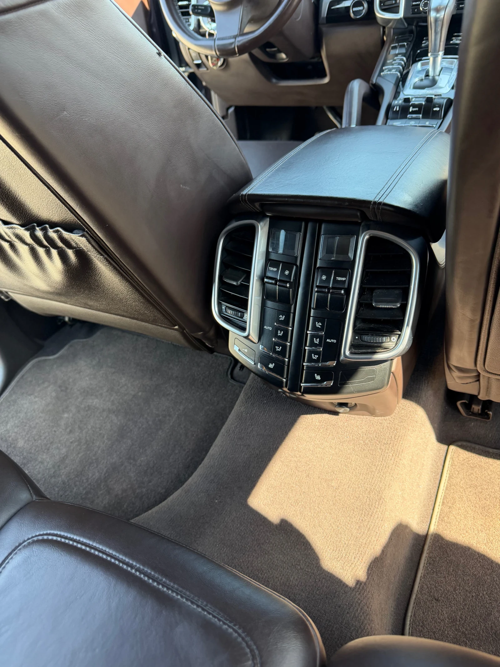 Porsche Cayenne, снимка 13 - Автомобили и джипове - 55079869