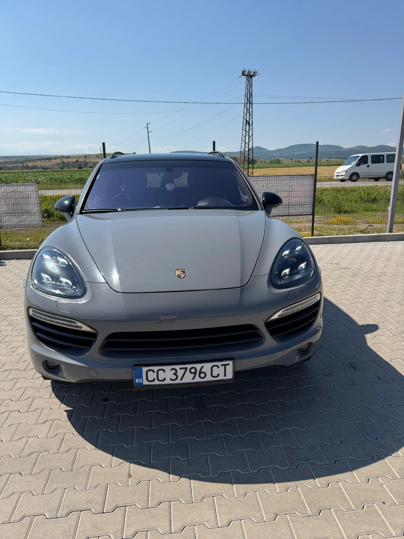 Porsche Cayenne, снимка 2 - Автомобили и джипове - 55079869