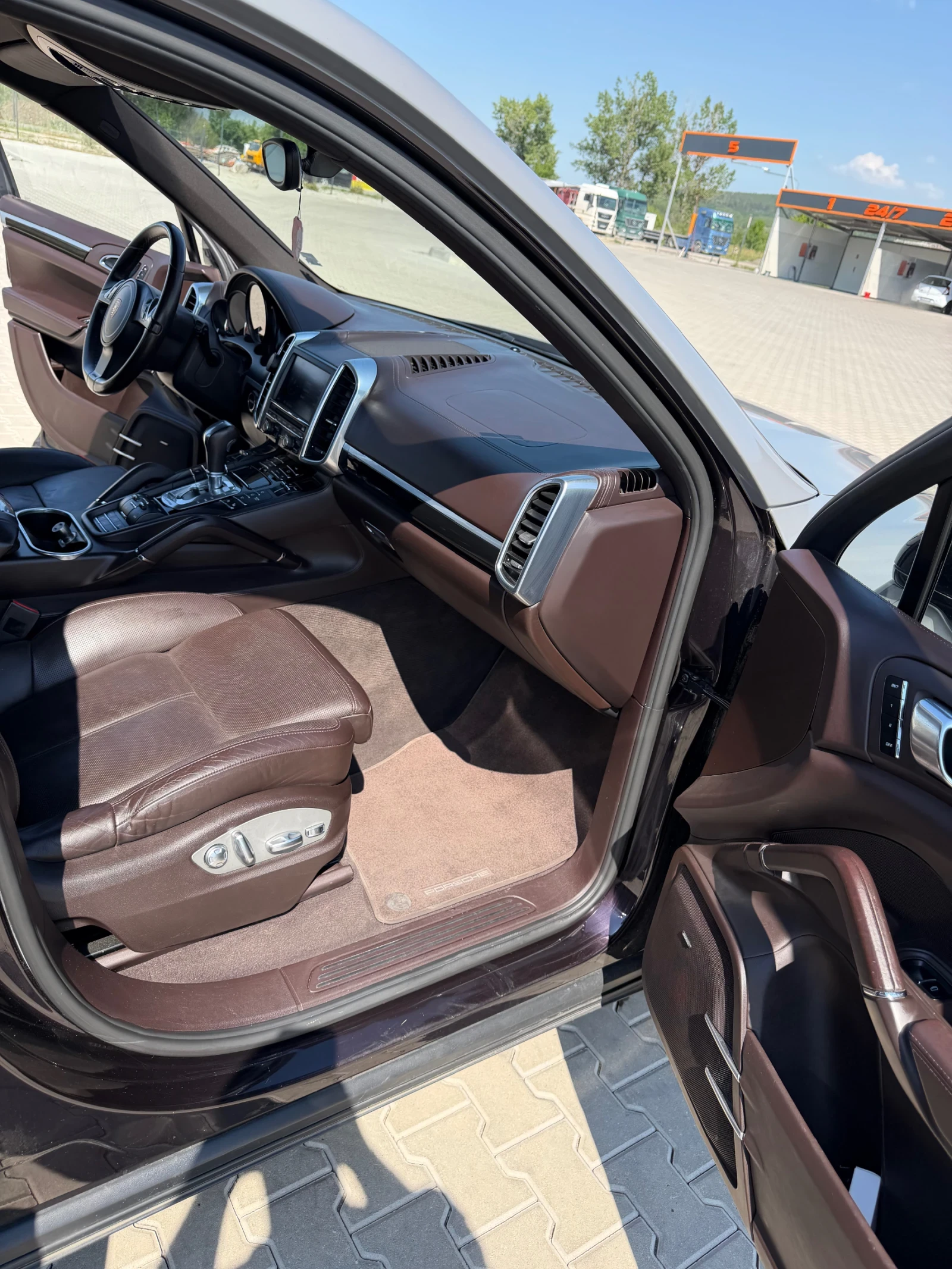 Porsche Cayenne, снимка 10 - Автомобили и джипове - 55079869