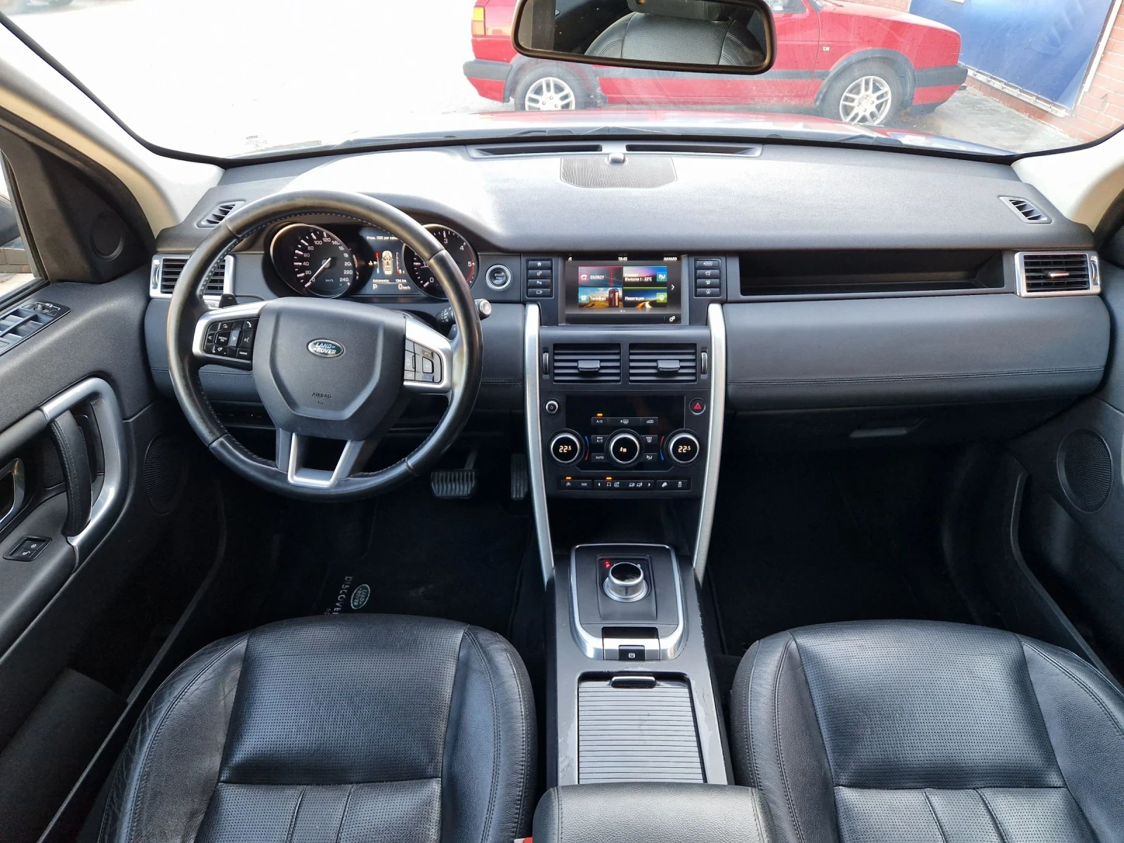 Land Rover Discovery Sport 2.0D 180 к.с 4х4, снимка 9 - Автомобили и джипове - 55236920