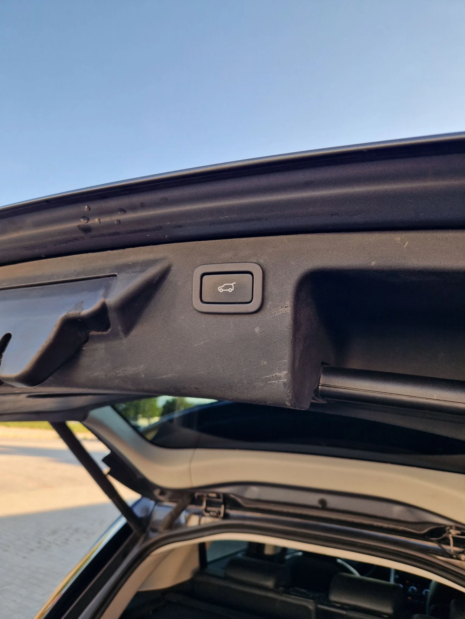 Land Rover Discovery Sport 2.0D 180 к.с 4х4, снимка 15 - Автомобили и джипове - 55236920