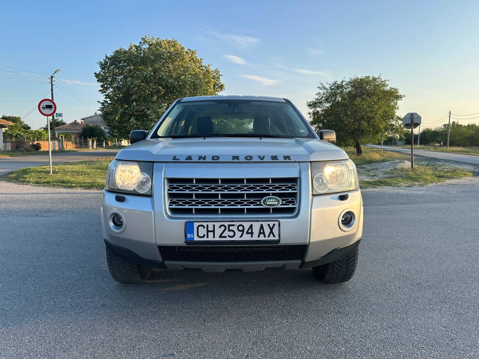 Land Rover Freelander 2.2 S TD4, снимка 2 - Автомобили и джипове - 55435806