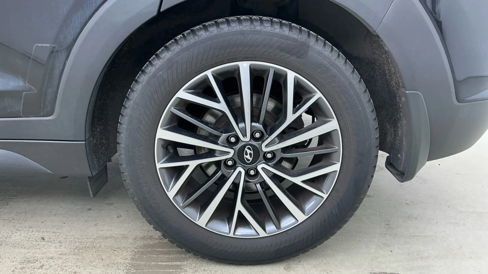 Hyundai Tucson 1.6 136 обслужен , снимка 9 - Автомобили и джипове - 56588511