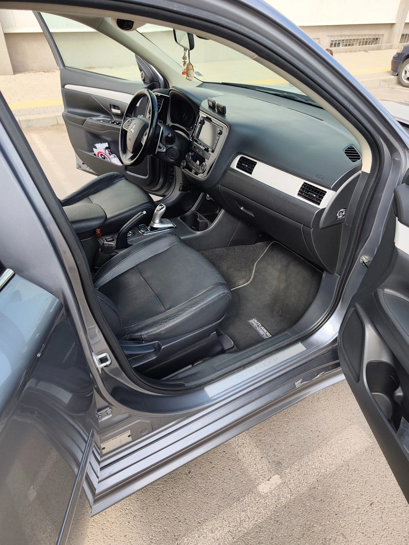 Mitsubishi Outlander 2.0 Phev | Mobile.bg � ����������� 9