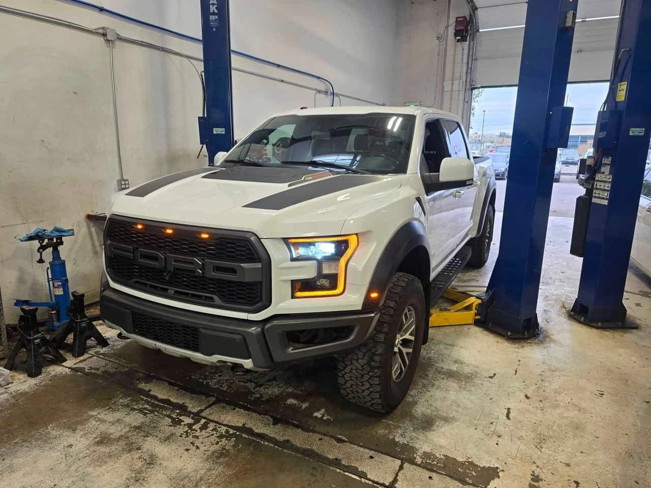 Ford F150 * Raptor * АВТОКРЕДИТ БЕЗ ПЪРВОНАЧАЛНА ВНОСКА* , снимка 15 - Автомобили и джипове - 56255349