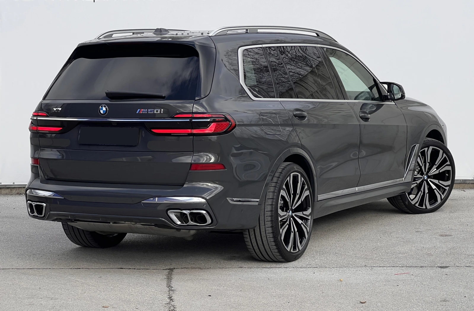 BMW X7 M60i xDrive, снимка 2 - Автомобили и джипове - 56479669