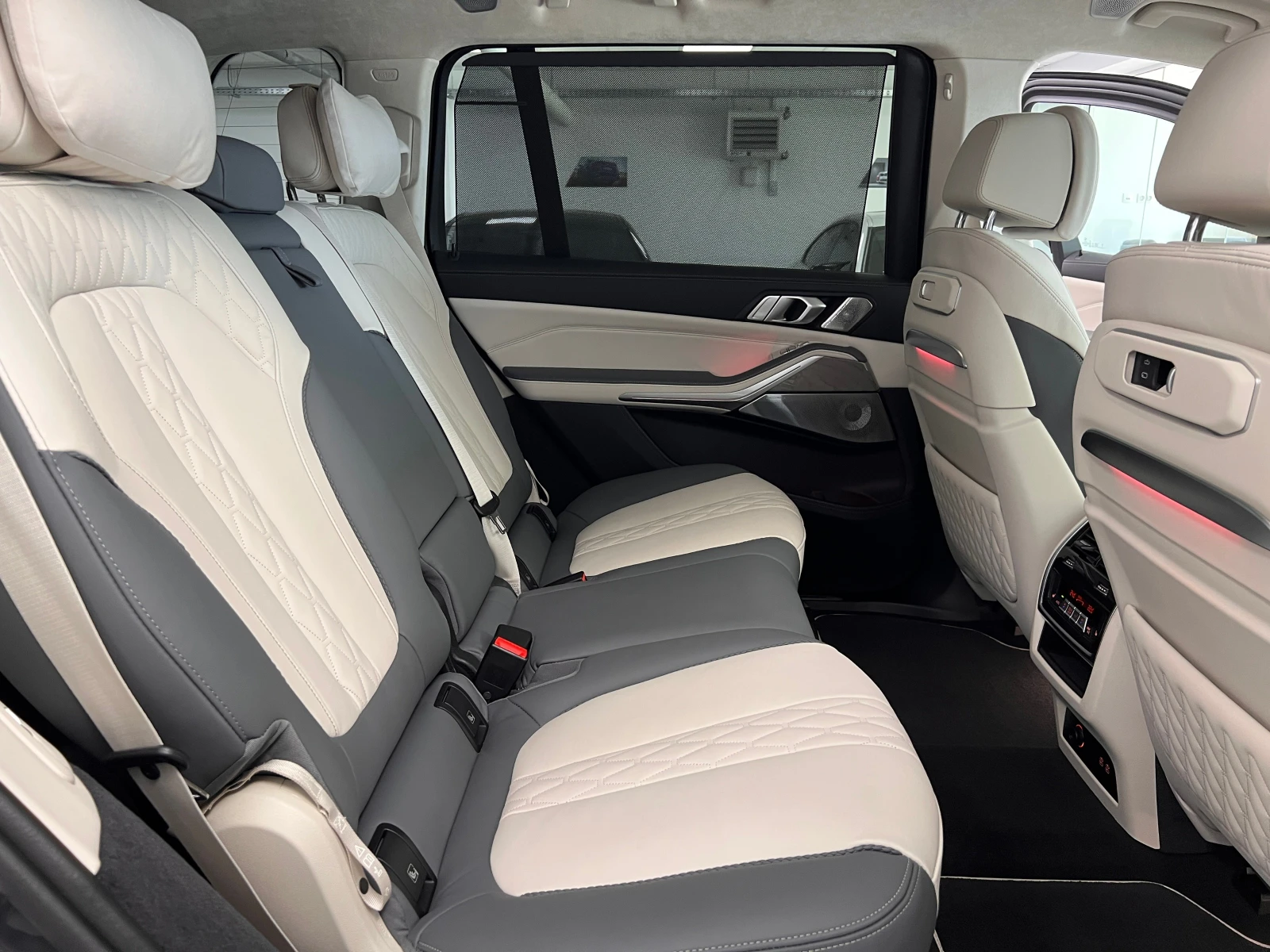 BMW X7 M60i xDrive, снимка 12 - Автомобили и джипове - 56479669