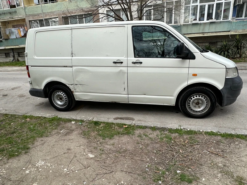 VW Transporter 1.9 TDI, снимка 3 - Бусове и автобуси - 47542239