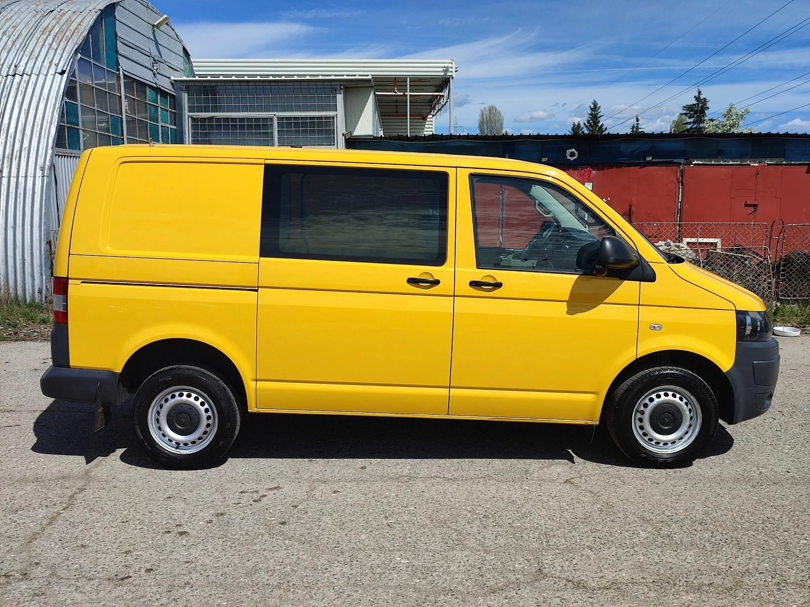 VW Transporter 2.0TDI-102kc-ЕВРО5-КЛИМАТИК-ПАРКТРОНИК-ТЕГЛИЧ - изображение 4