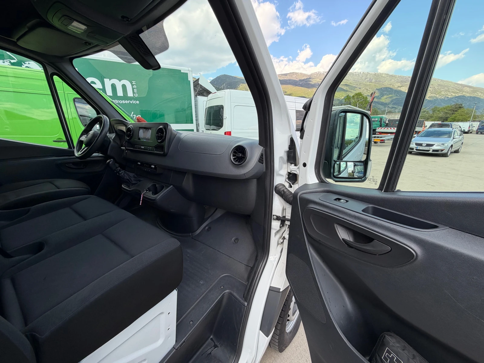 Mercedes-Benz Sprinter 314 ХЛАДИЛЕН!FULL!EURO6!ТОП!220V!, снимка 10 - Бусове и автобуси - 54428265