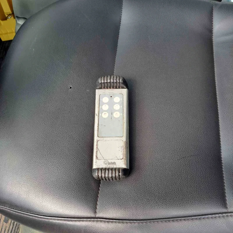 Isuzu Npr, снимка 10 - Камиони - 50993812