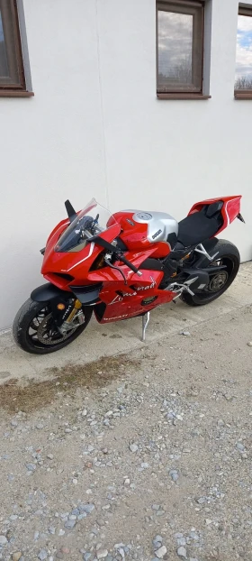 Ducati Panigale V4S | Mobile.bg    4