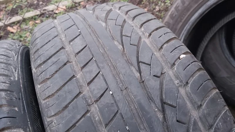 Гуми Летни 205/55R15, снимка 4 - Гуми и джанти - 27512707