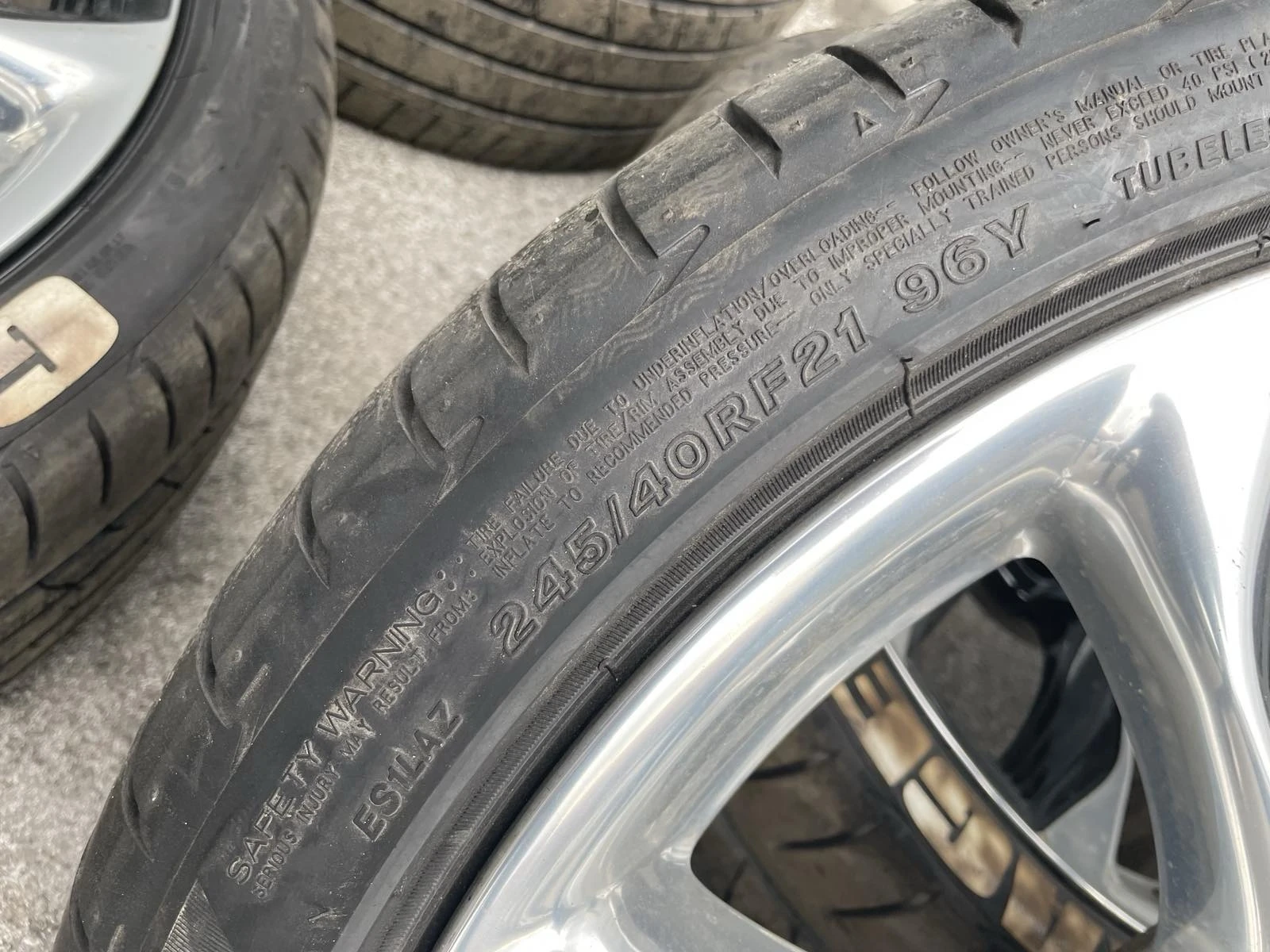 ���� � ������ 275/35R21 �� Lexus LC 500 | Mobile.bg � ����������� 6