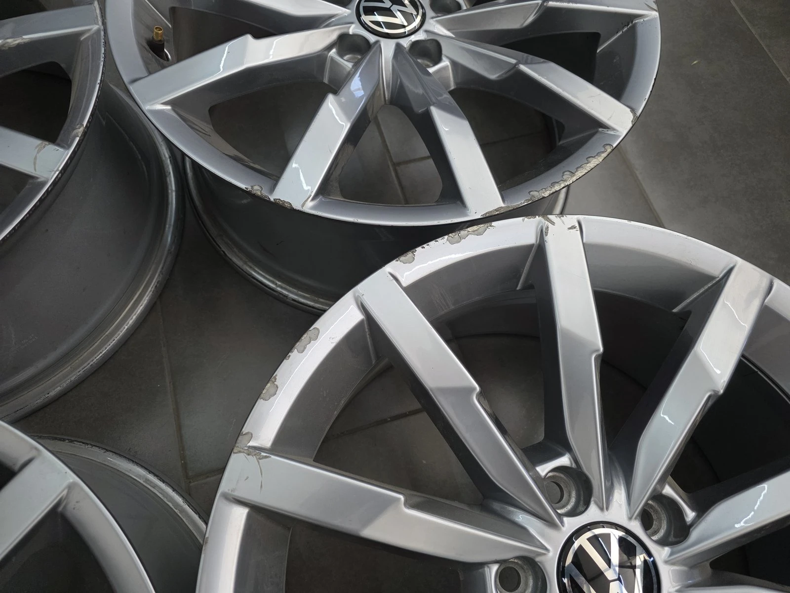 Джанти за VW, снимка 9 - Гуми и джанти - 56735115