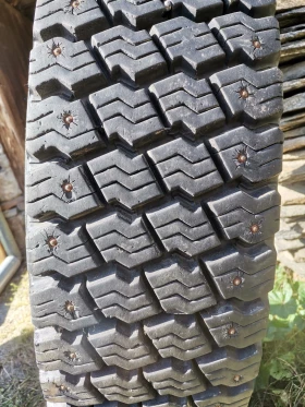     315/80R22.5