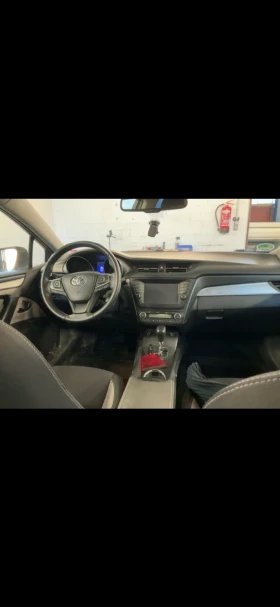 Toyota Avensis, снимка 9