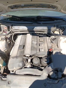 BMW 320, снимка 15