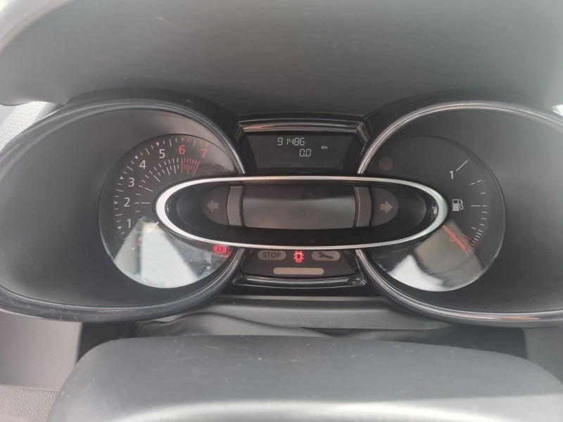 Renault Clio 0.9 TCe 75 N1, снимка 8 - Автомобили и джипове - 45879587