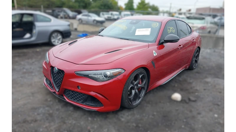 Alfa Romeo Giulia QUADRIFOGLIO RWD 510hp, снимка 2 - Автомобили и джипове - 47548687