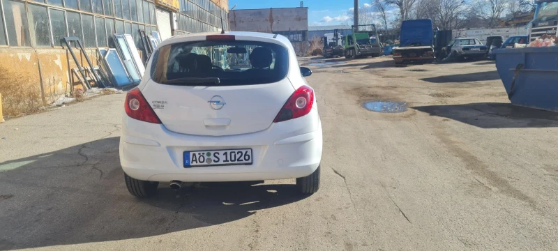 Opel Corsa, снимка 10 - Автомобили и джипове - 48086661