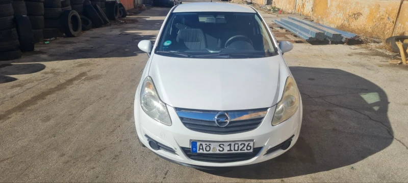 Opel Corsa, снимка 1 - Автомобили и джипове - 48086661