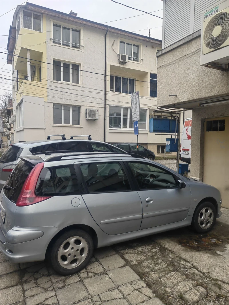 Peugeot 206 sw, снимка 2 - Автомобили и джипове - 48207743