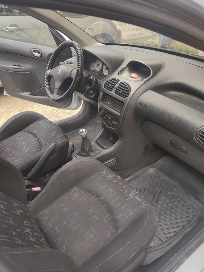 Peugeot 206 sw, снимка 9 - Автомобили и джипове - 48207743