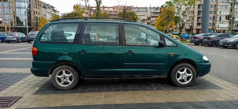 VW Sharan, снимка 6 - Автомобили и джипове - 49533700