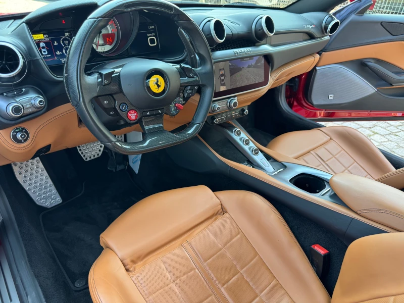 Ferrari Portofino M* Carbon* LEDS* Ventilation* PassengerDisplay, снимка 13 - Автомобили и джипове - 51495465