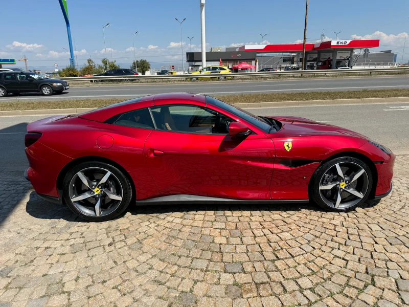 Ferrari Portofino M* Carbon* LEDS* Ventilation* PassengerDisplay, снимка 10 - Автомобили и джипове - 51495465