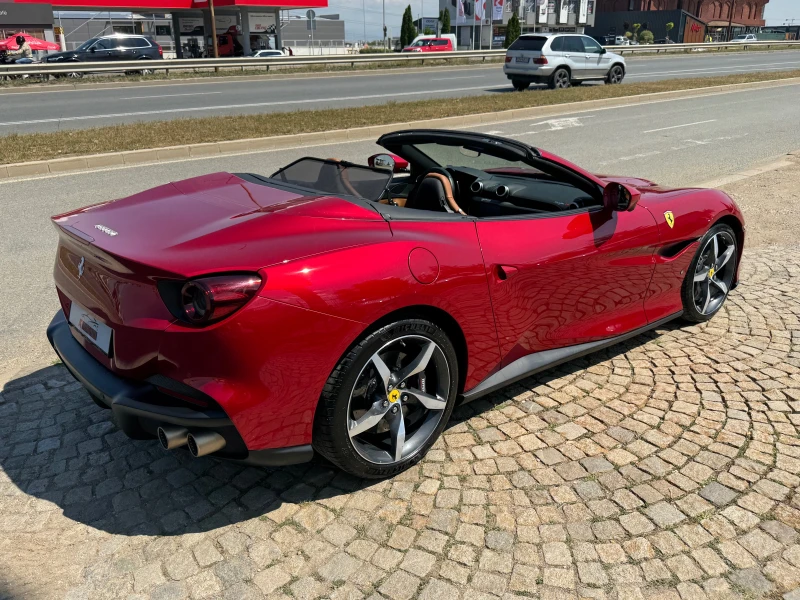 Ferrari Portofino M* Carbon* LEDS* Ventilation* PassengerDisplay, снимка 3 - Автомобили и джипове - 51495465