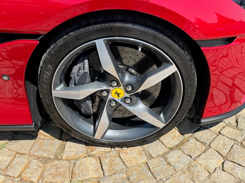 Ferrari Portofino M* Carbon* LEDS* Ventilation* PassengerDisplay, снимка 12 - Автомобили и джипове - 51495465