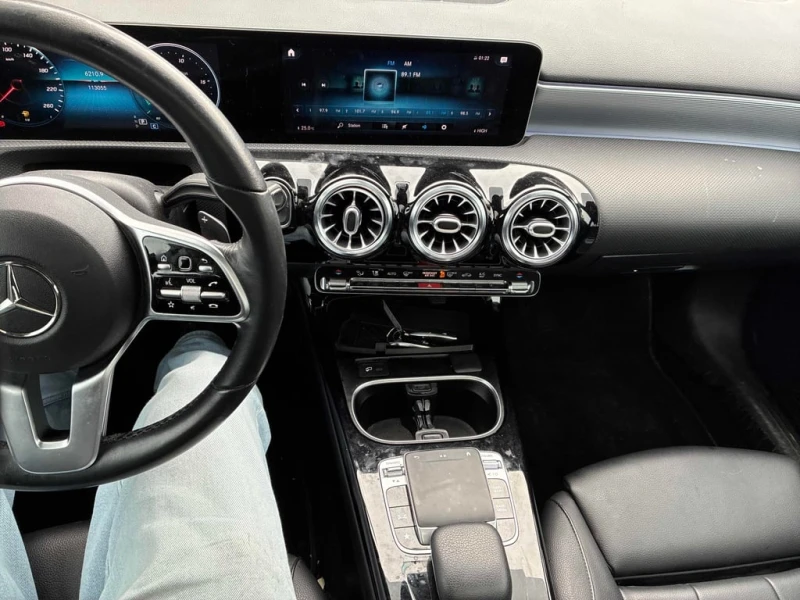 Mercedes-Benz A 250 * CARFAX * БЕЗ ПЪРВОНАЧАЛНА ВНОСКА, снимка 9 - Автомобили и джипове - 53102542
