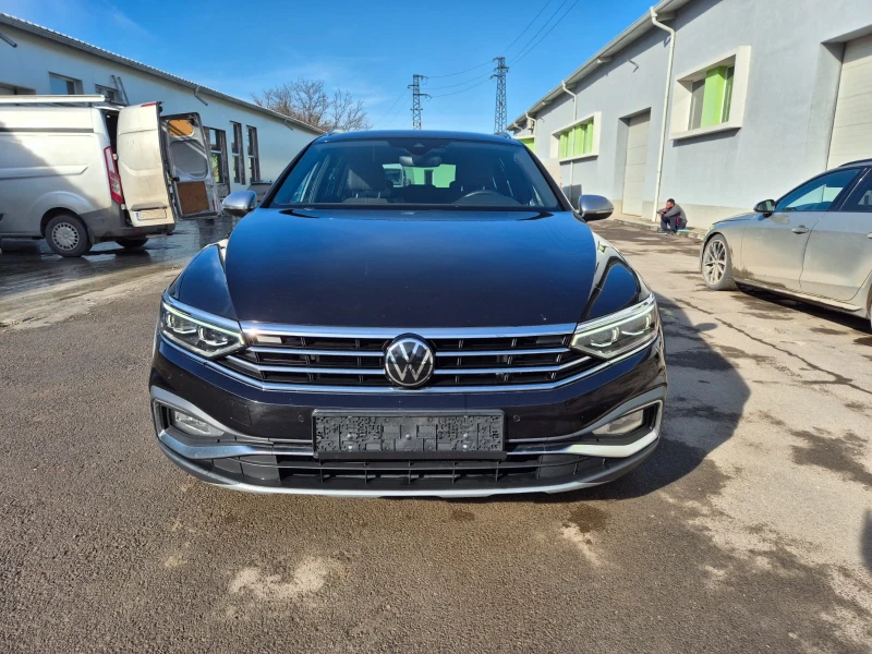 VW Passat IQ Light, Digital, Distronic, Камера, Обслужен, снимка 3 - Автомобили и джипове - 53124243