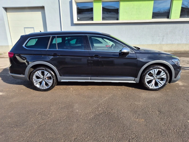 VW Passat IQ Light, Digital, Distronic, Камера, Обслужен, снимка 5 - Автомобили и джипове - 53124243