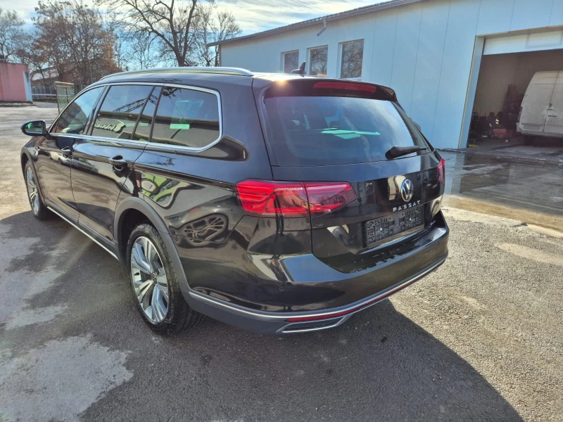 VW Passat IQ Light, Digital, Distronic, Камера, Обслужен, снимка 4 - Автомобили и джипове - 53124243