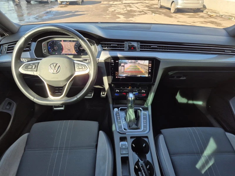 VW Passat IQ Light, Digital, Distronic, Камера, Обслужен, снимка 7 - Автомобили и джипове - 53124243