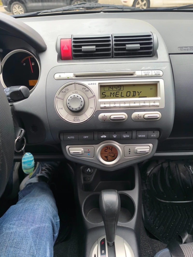 Honda Jazz, снимка 15 - Автомобили и джипове - 53214686