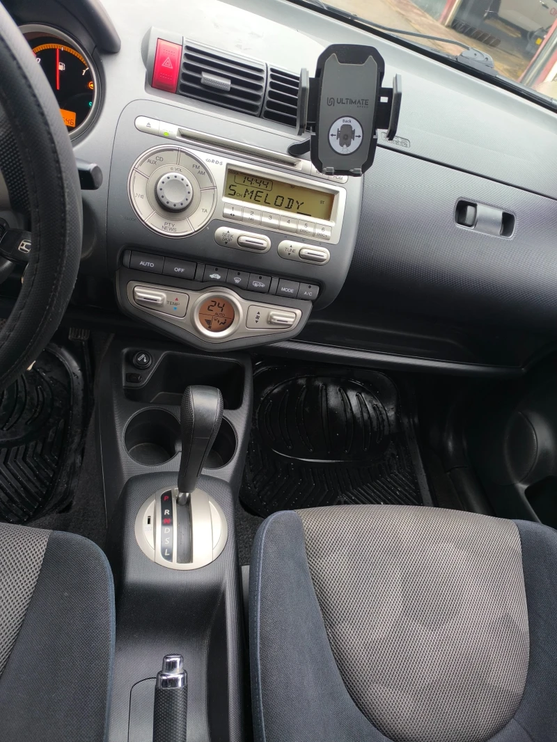 Honda Jazz, снимка 14 - Автомобили и джипове - 53214686