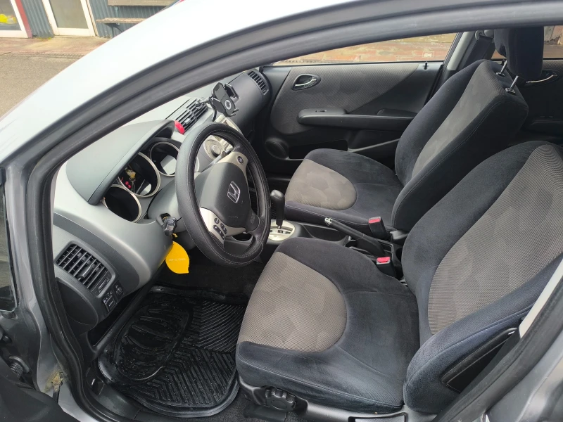 Honda Jazz, снимка 8 - Автомобили и джипове - 53214686