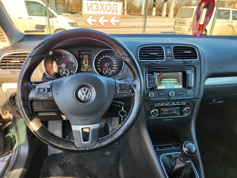 VW Golf, снимка 9 - Автомобили и джипове - 53277443