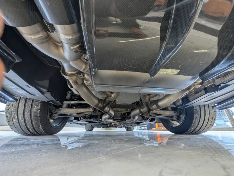 BMW M4 CARFAX, снимка 11 - Автомобили и джипове - 53302544