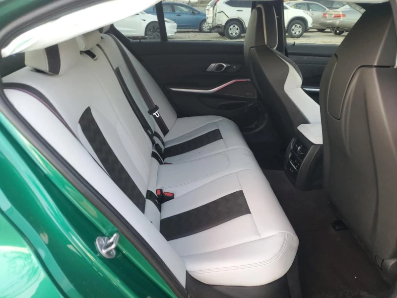 BMW M3 3l Competition, снимка 10 - Автомобили и джипове - 53489948