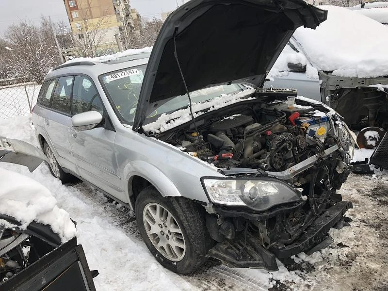 Subaru Outback 2.5 АВТОМАТИК, снимка 2 - Автомобили и джипове - 20719532