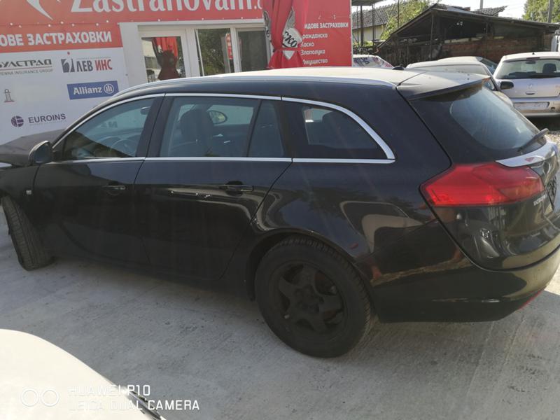 Opel Insignia 2.0d, снимка 10 - Автомобили и джипове - 26279029